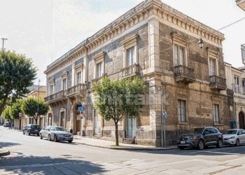 Foto 1 - Villa Via Vittorio Emanuele
 
Snc, Aci Sant'Antonio - foto 1