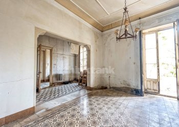 Foto 9 - Villa Via Etnea
 
180, Mascalucia - foto 9