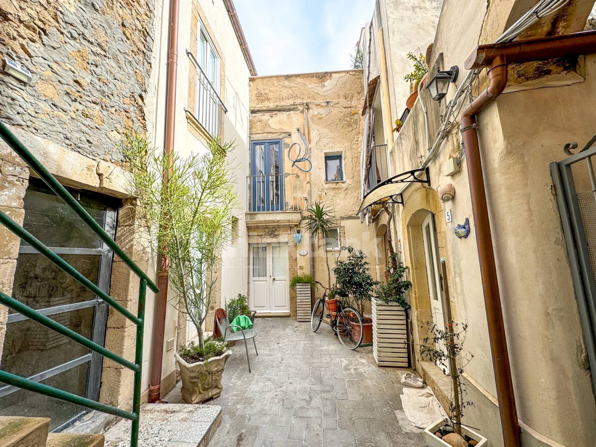 Foto 3 - Quadrilocale Via Vittorio Veneto
 
snc, Siracusa - foto 3