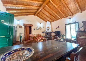 Foto 4 - Villa crovacchi
 
snc, Santa Maria di Licodia - foto 4