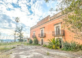 Foto 1 - Rustico via circonvallazione
 
snc, Caltagirone - foto 1