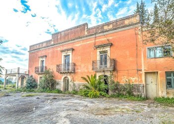 Foto 2 - Rustico via circonvallazione
 
snc, Caltagirone - foto 2