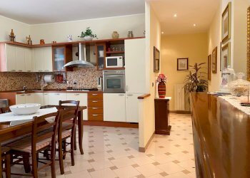 Foto 1 - Quadrilocale Savona - foto 1