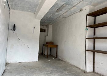 Foto 2 - Magazzino Savona - foto 2