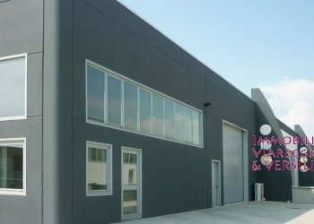 Foto 2 - Magazzino Viareggio - foto 1