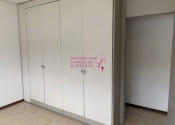 Foto 2 - Capannone Largo Risorgimento, Viareggio - foto 2