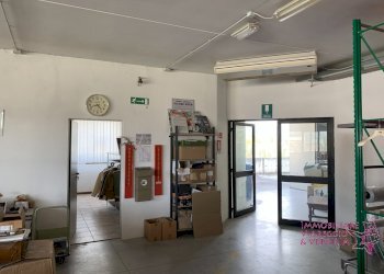 Foto 4 - Magazzino via dell'oleificio
 
5, Massarosa - foto 4