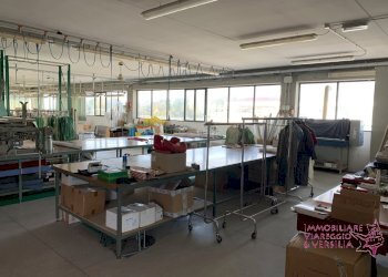 Foto 6 - Magazzino via dell'oleificio
 
5, Massarosa - foto 6