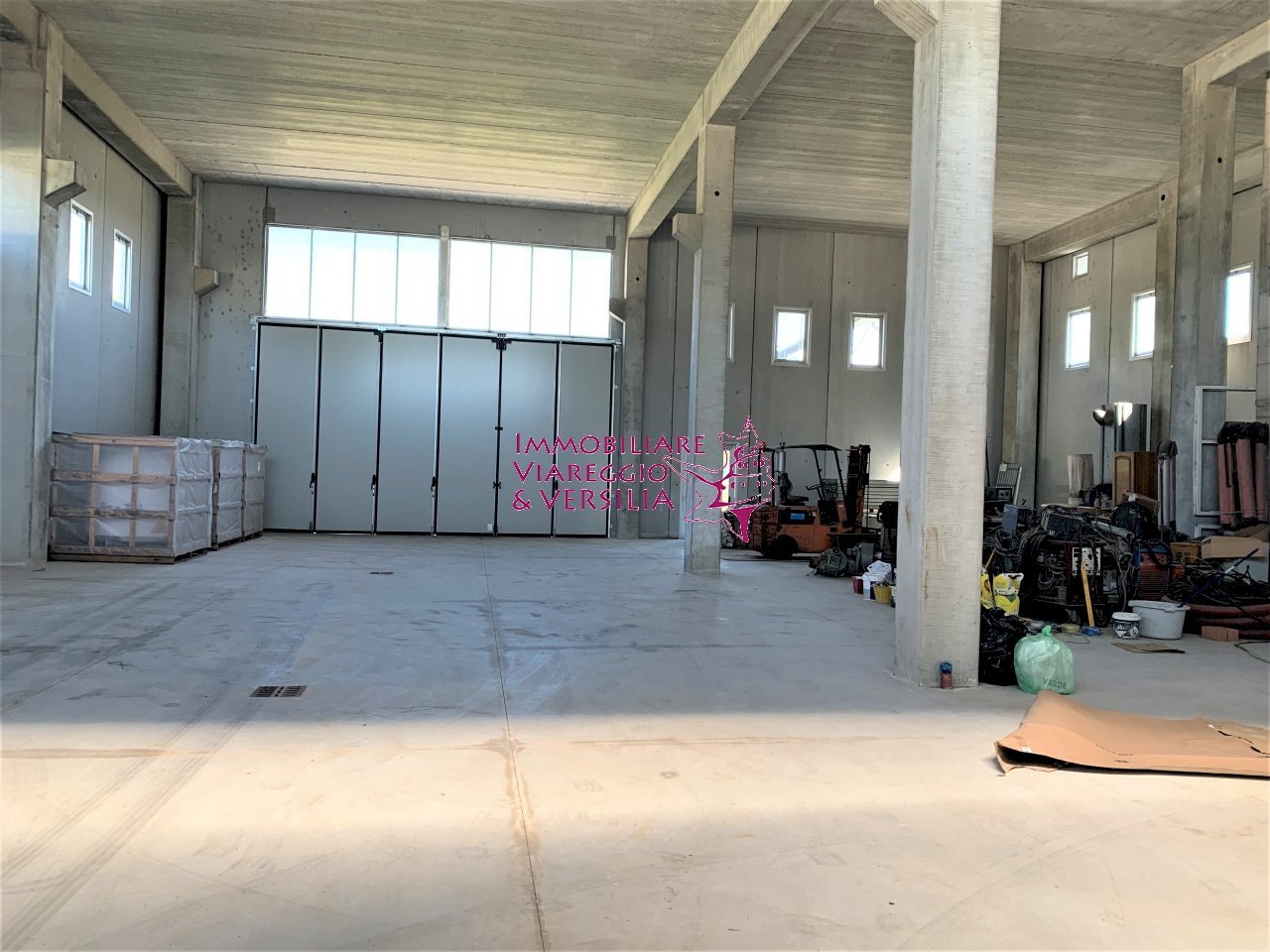 Foto 2 - Magazzino via dei Carpentieri
 
5, Camaiore - foto 2