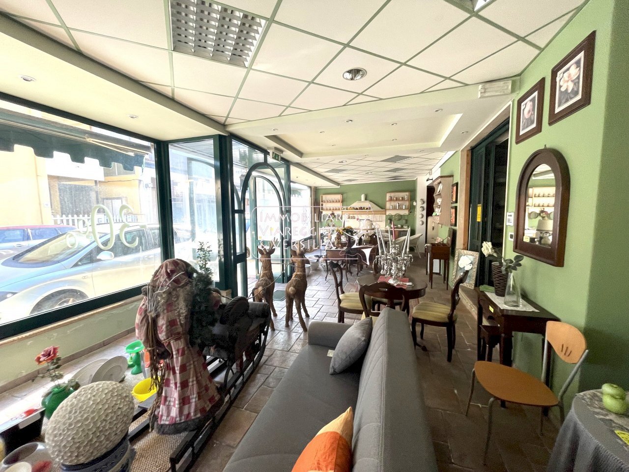 Foto 2 - Negozio via Fratelli Cervi
 
20, Viareggio - foto 2