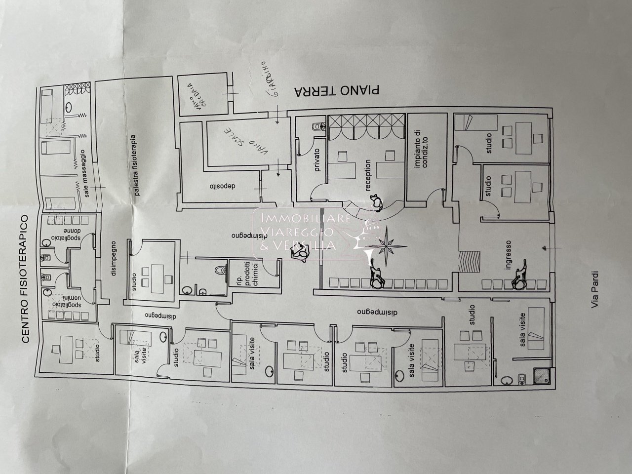 Foto 13 - Negozio via Fratelli Cervi
 
20, Viareggio - planimetria 1