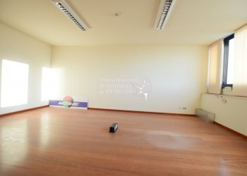 Foto 3 - Capannone via Aurelia Sud
 
10, Viareggio - foto 3