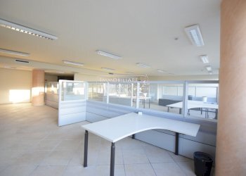 Foto 5 - Capannone via Aurelia Sud
 
10, Viareggio - foto 5