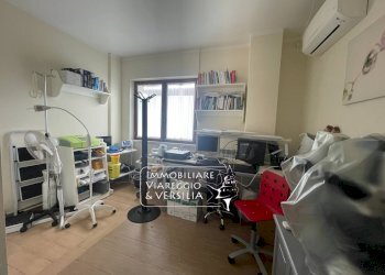 Foto 15 - Appartamento via Cesare Battisti
 
1, Viareggio - foto 14