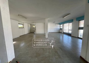 Foto 1 - Negozio via Vetraia
 
7, Viareggio - foto 1