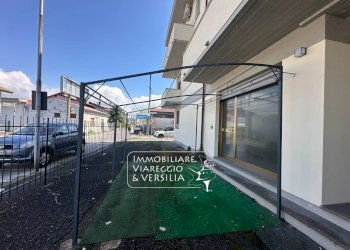 Foto 19 - Negozio via Vetraia
 
7, Viareggio - foto 18