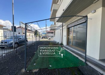 Foto 20 - Negozio via Vetraia
 
7, Viareggio - foto 19