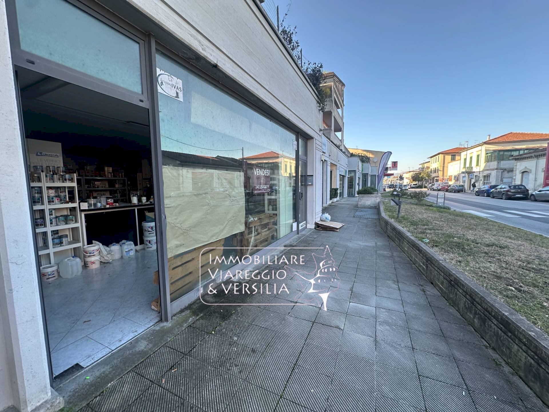 Foto 2 - Commercial Premises via Aurelia nord
 
43, Viareggio - photo 2