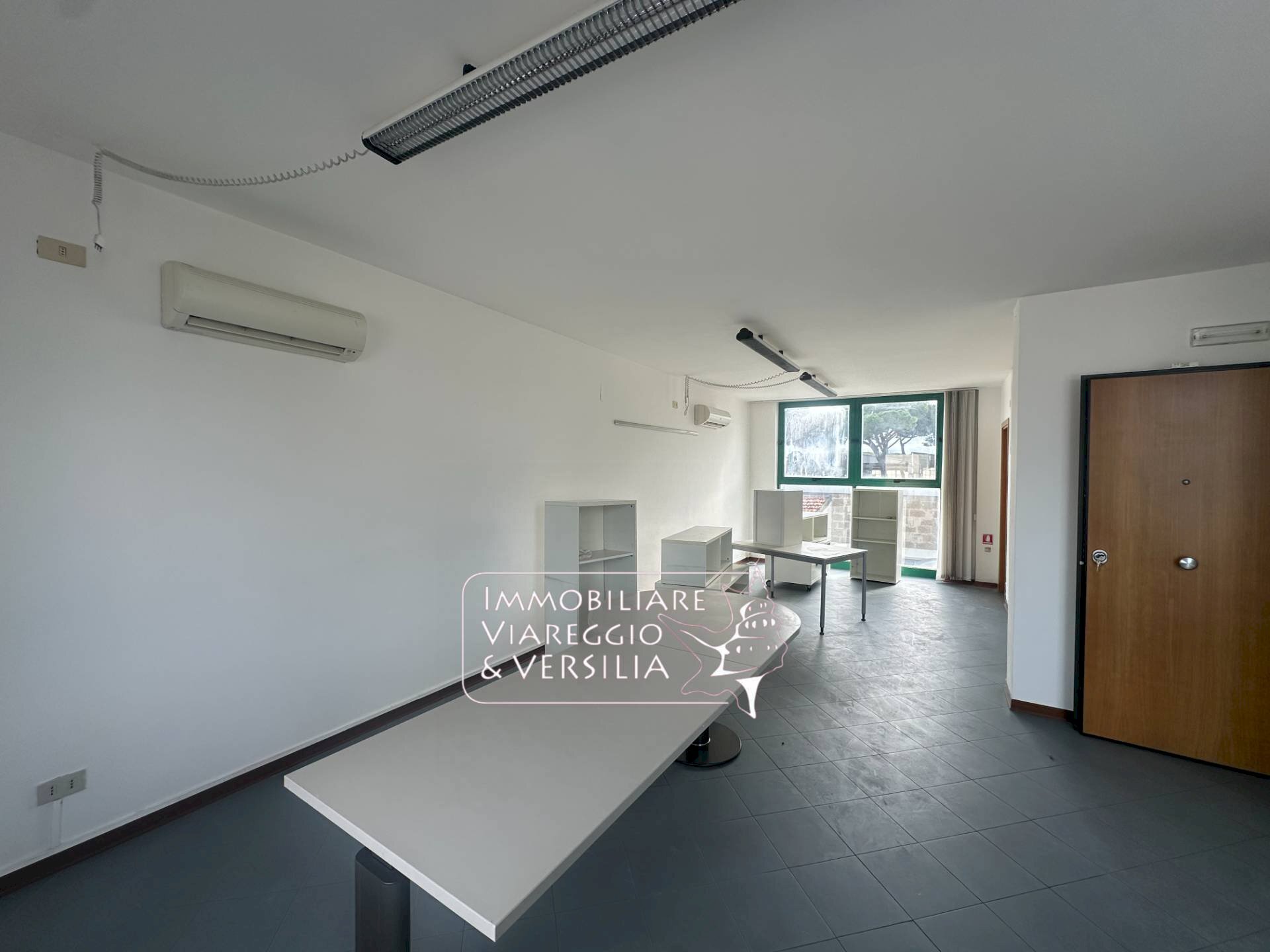 Foto 3 - Office via Michele Coppino
 
220, Viareggio - photo 3