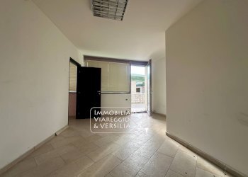 Foto 16 - Capannone via Fratelli Rosselli
 
5, Camaiore - foto 16