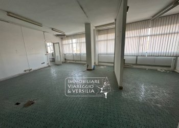 Foto 1 - Capannone via Vespucci
 
220, Viareggio - foto 1