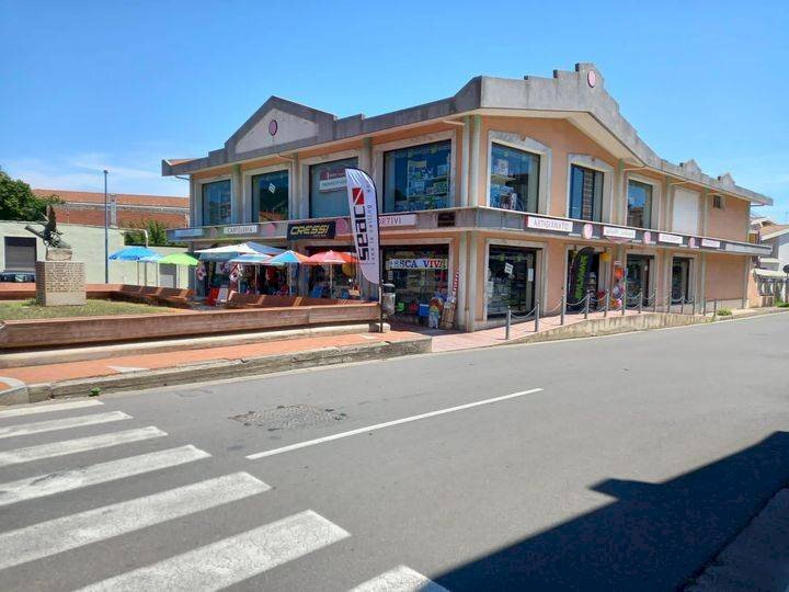 Foto 2 - Locale Commerciale Via delle Rondini
 
1, San Vito - foto 2