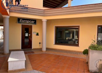 Foto 1 - Negozio Via Tirso, Tortolì - foto 1