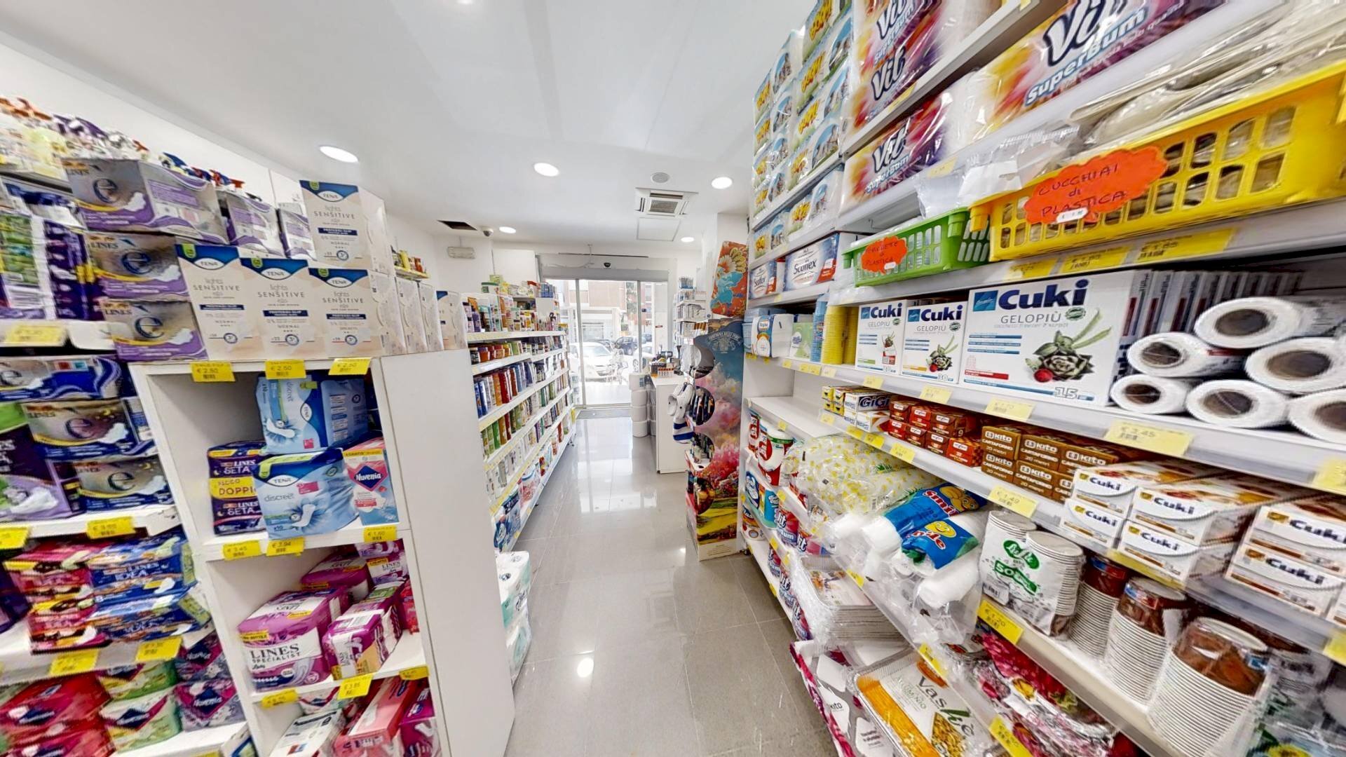 Foto 2 - Attività Commerciale Via San Domenico Savio
 
63, Lecce - foto 2