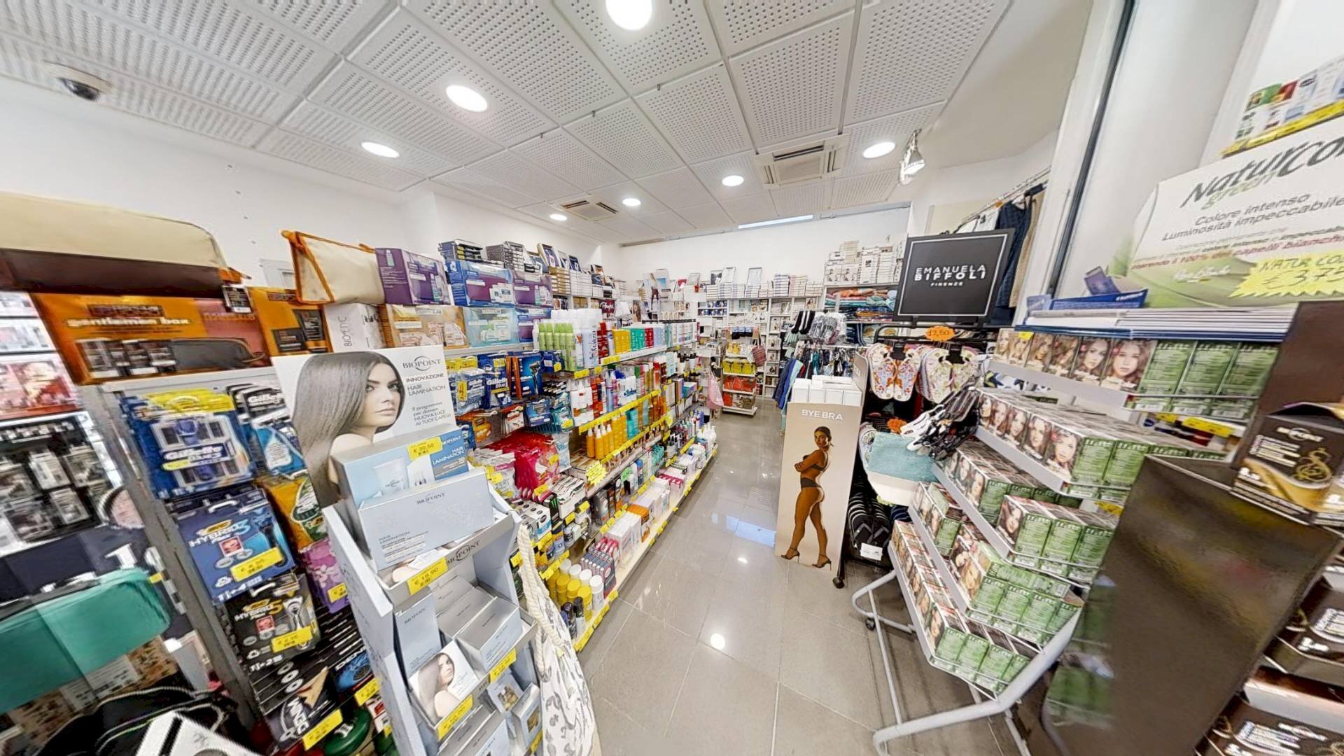 Foto 3 - Attività Commerciale Via San Domenico Savio
 
63, Lecce - foto 3