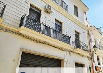 Foto 2 - Stabile - Palazzo Via Taranto
 
8, Campi Salentina - foto 2