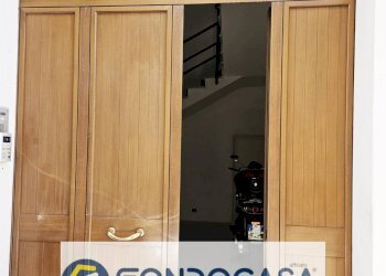 Foto 9 - Stabile - Palazzo Via Taranto
 
8, Campi Salentina - foto 9