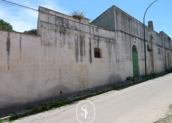 vista - Commercial Premises Giuseppe Mazzini
10, Squinzano - photo 9