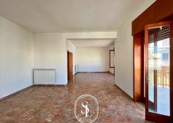 camera - Appartamento Francesco Rubichi
 
19, Nardò - foto 13