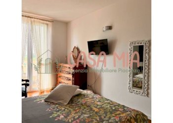 Camera - Trilocale Via Fornace, Gragnano Trebbiense - foto 25