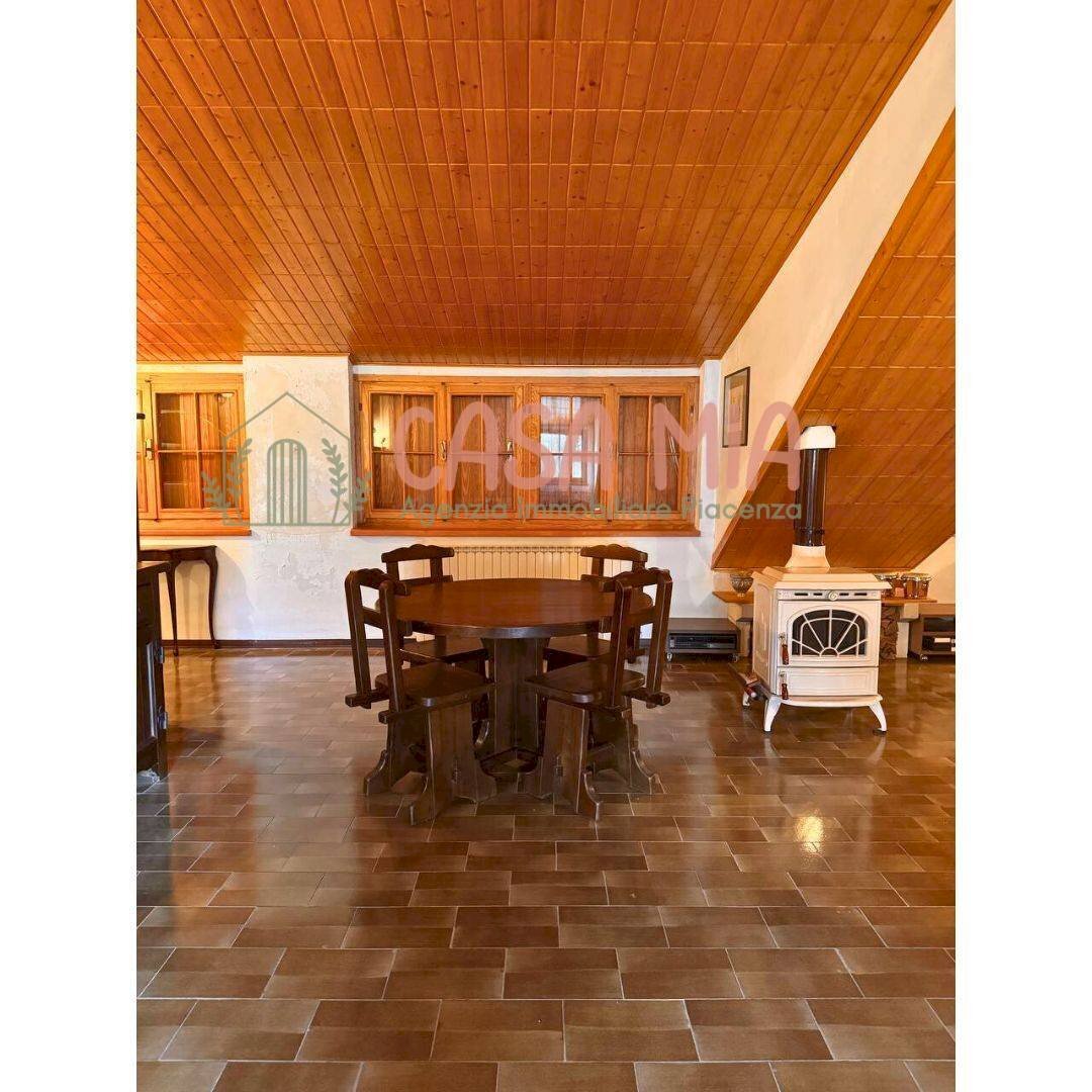 Foto 2 - Bilocale Strada circonvallazione
 
3, Ferriere - foto 2