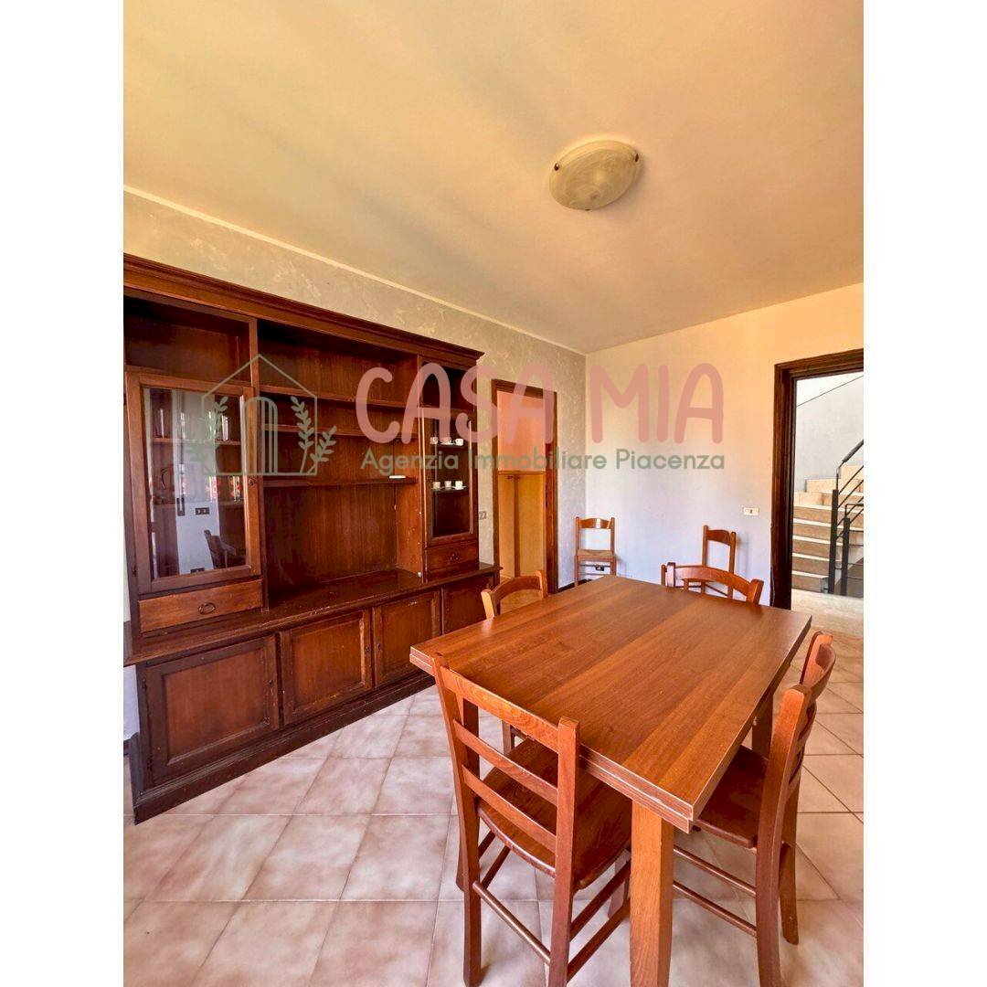 Foto 1 - Trilocale Via emilia pavese
 
1, Rottofreno - foto 1