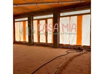 Foto 3 - Negozio Via Paraboschi, Gragnano Trebbiense - foto 3