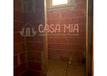 Foto 15 - Negozio Via Paraboschi, Gragnano Trebbiense - foto 15