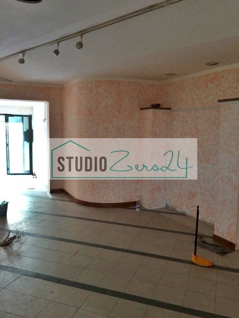 Foto 2 - Locale Commerciale via luigi spada cenami, Massarosa - foto 2