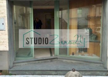 Foto 1 - Locale Commerciale via luigi spada cenami, Massarosa - foto 1