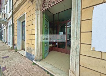 Foto 2 - Commercial Premises Via Ugo Foscolo, Viareggio - photo 2