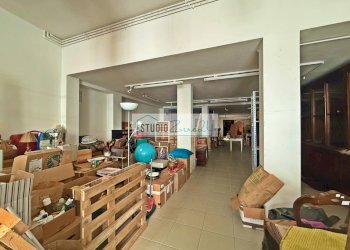 Foto 6 - Commercial Premises Via Ugo Foscolo, Viareggio - photo 6