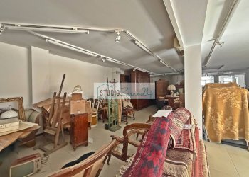 Foto 12 - Commercial Premises Via Ugo Foscolo, Viareggio - photo 12