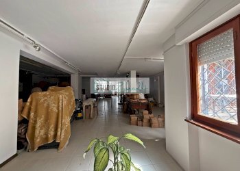 Foto 16 - Commercial Premises Via Ugo Foscolo, Viareggio - photo 16