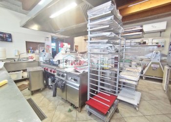 Foto 11 - Commercial Premises viale europa, Viareggio - photo 11