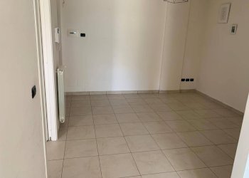 Foto 23 - Bilocale Via Vittime Civili di Guerra
 
2, Caserta - foto 23