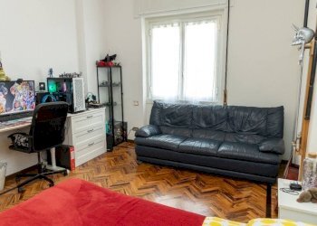 Camera da letto - Appartamento via Generale Manfredo Fanti, 10, Genova (zona Sampierdarena) - foto 8