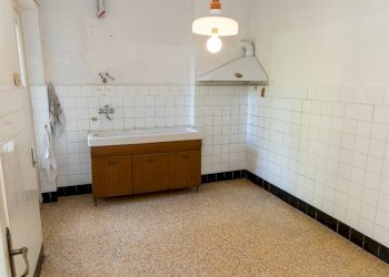 Cucina - Appartamento via Generale Manfredo Fanti, 10, Genova (zona Sampierdarena) - foto 29