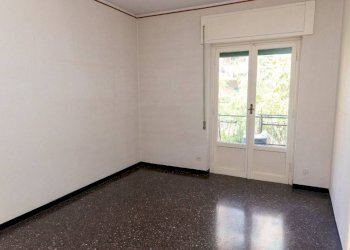 Camera da letto - Appartamento via Generale Manfredo Fanti, 10, Genova (zona Sampierdarena) - foto 38