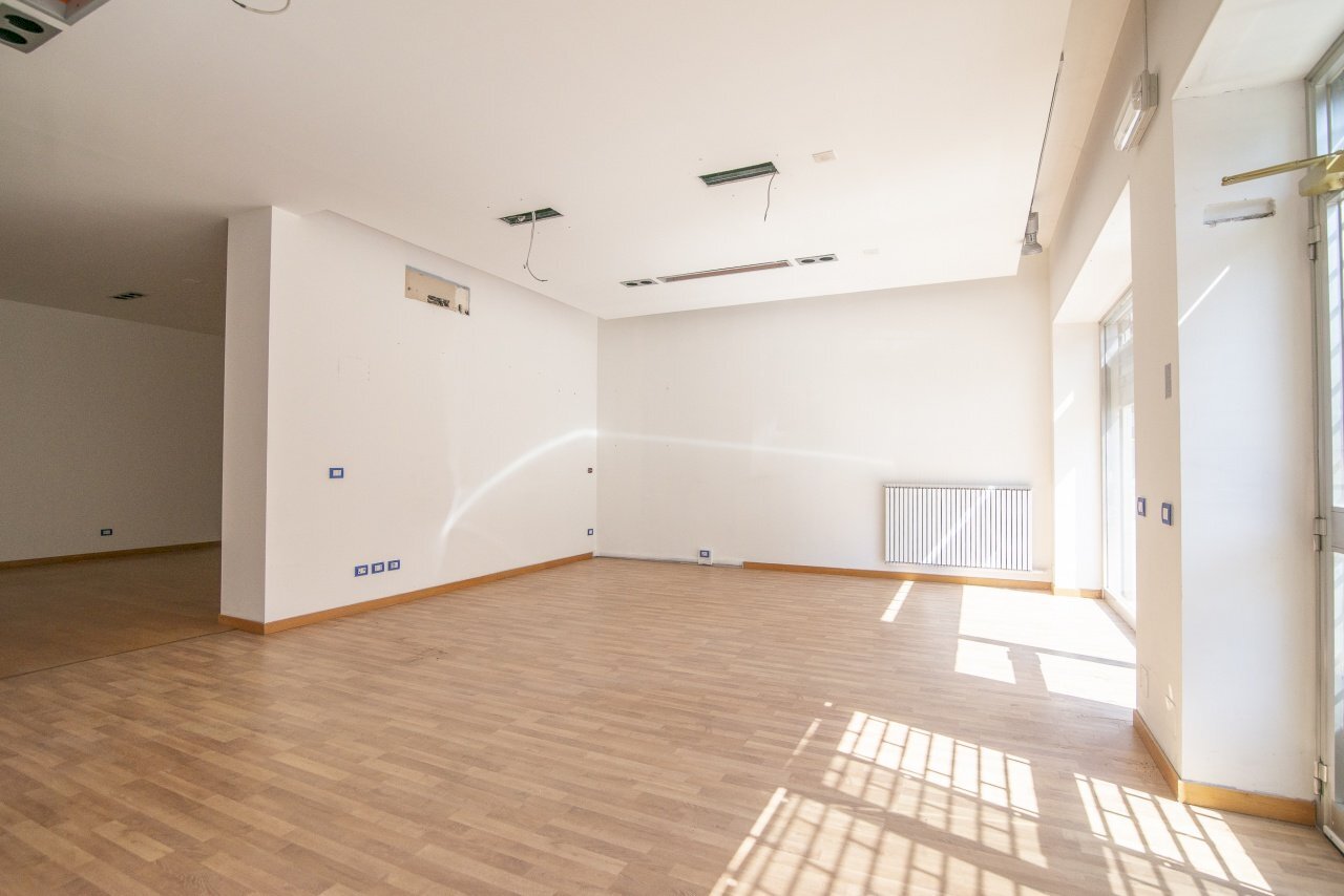 negozio - Office Largo Erfurt
 
12, Piacenza - photo 3